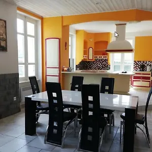 Hébergement de vacances Maison De 100m2 Au Coeur D'une Equestre Les Sabots De Nina, Marcollin